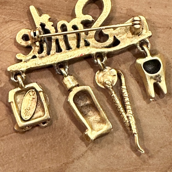 Women’s Dental Brooch Pin - Picture 2 of 5